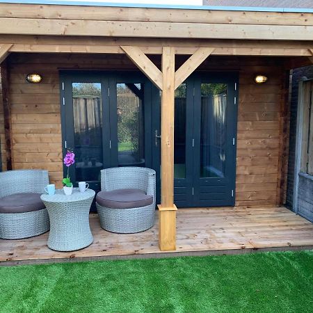 Chalet - B&B De Koog Uitgeest Екстер'єр фото